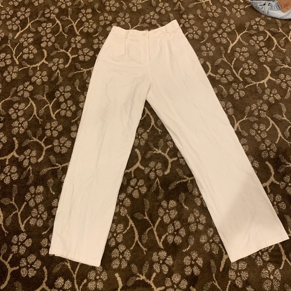 Brandy Melville Amelia Pant🤍 - Picture 2 of 4
